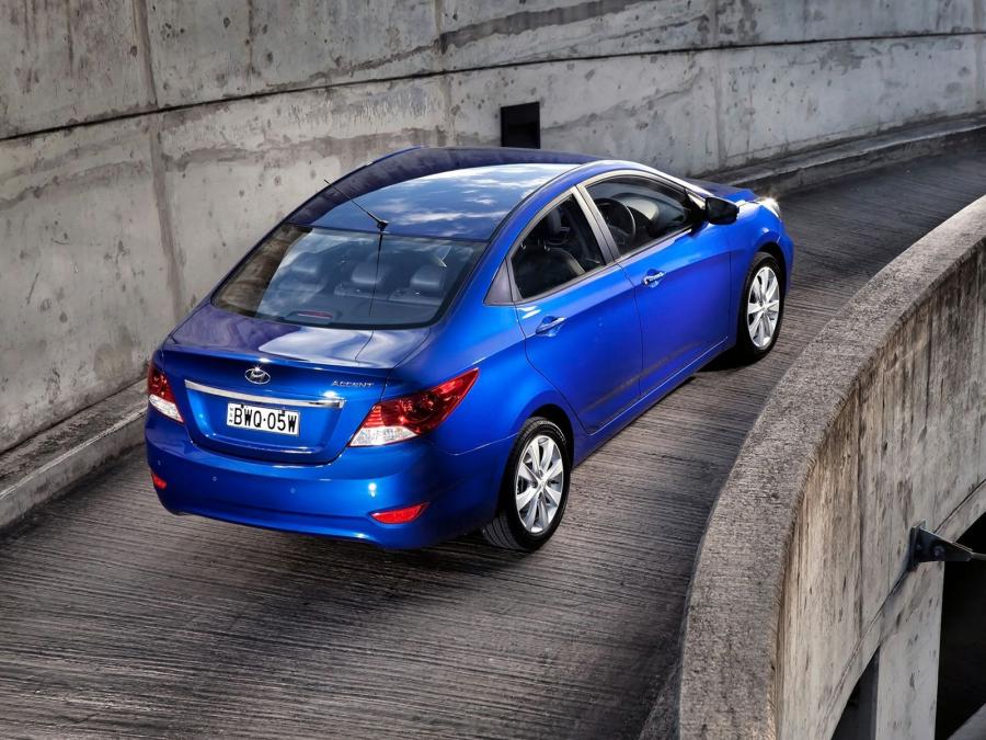  Hyundai Accent Sedan 2011 года  (AU) (фото 6 из 9)
